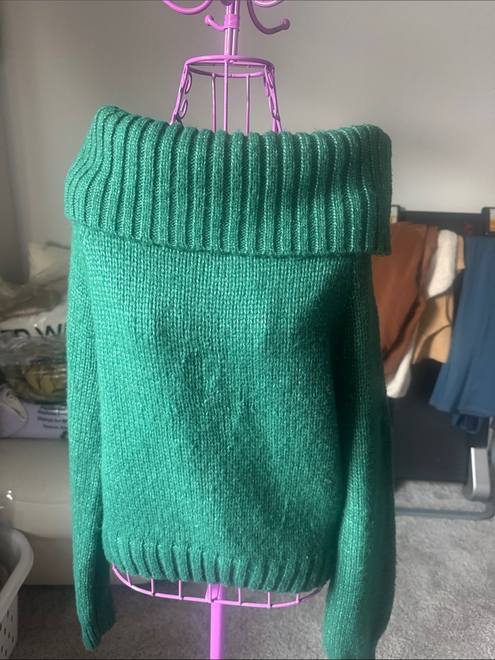 No boundaries Women's Off-the-Shoulder Knit Sweater in Green